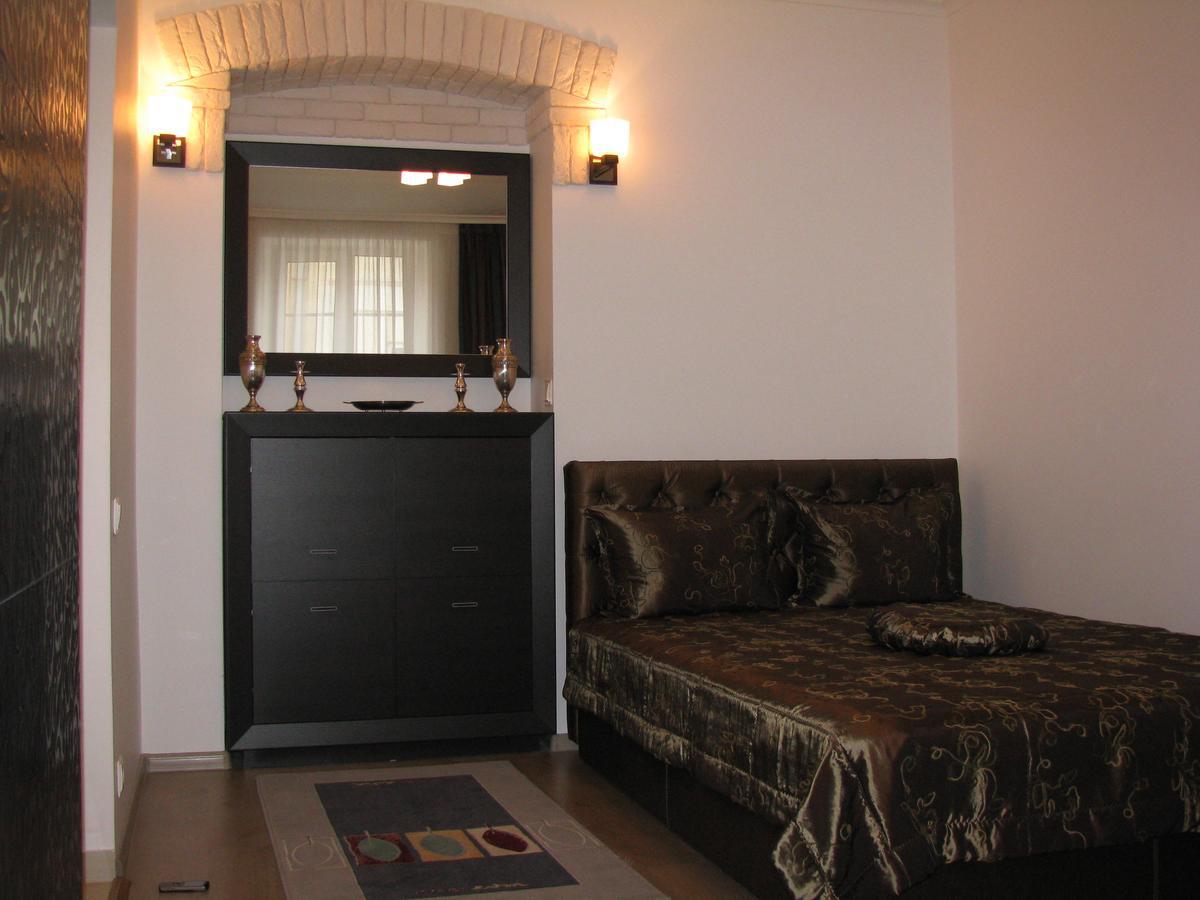 Apartment On Staroievreiska Lvov Exteriér fotografie